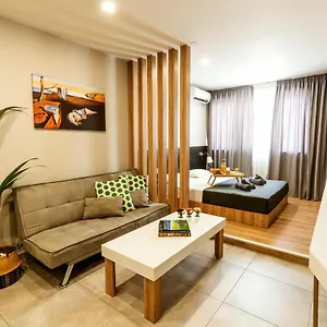 Unique Experience Apartment's Salonic